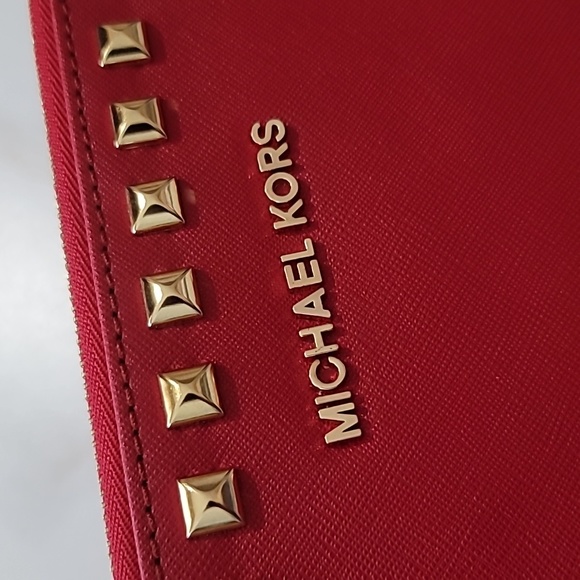 MICHAEL KORS Jet Set Selma XL Red Leather Gold Studded Pochette Wristlet Clutch - Picture 15 of 15
